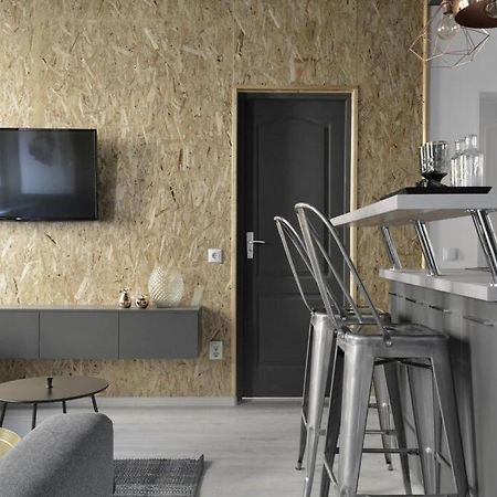2 Bdr / Cozy Ap Near Old Town Apartment Bukares Bagian luar foto